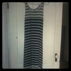 Old Navy Size Small Long Striped Dress